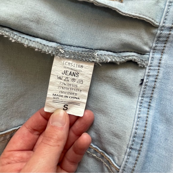 Light Wash Denim Jacket Women's Small - Picture 6 of 7